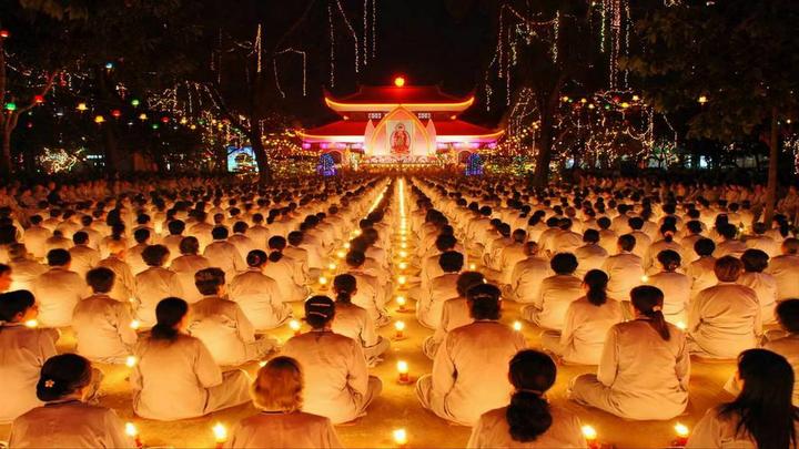 Kích thước to bất thường: Tôm nuôi theo phương pháp tự nhiên sẽ có kích thước không